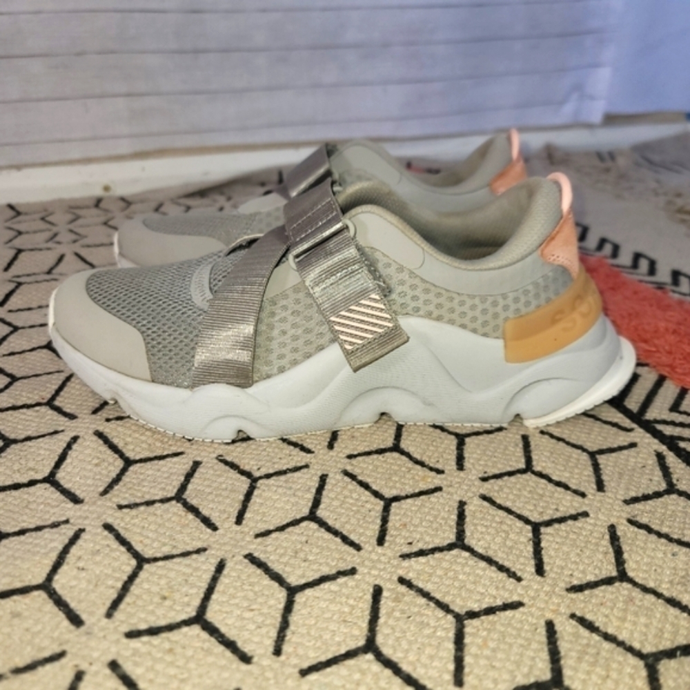 Sorel Kinetic Renegade Strap Sneaker Light Gray, Size 8.5